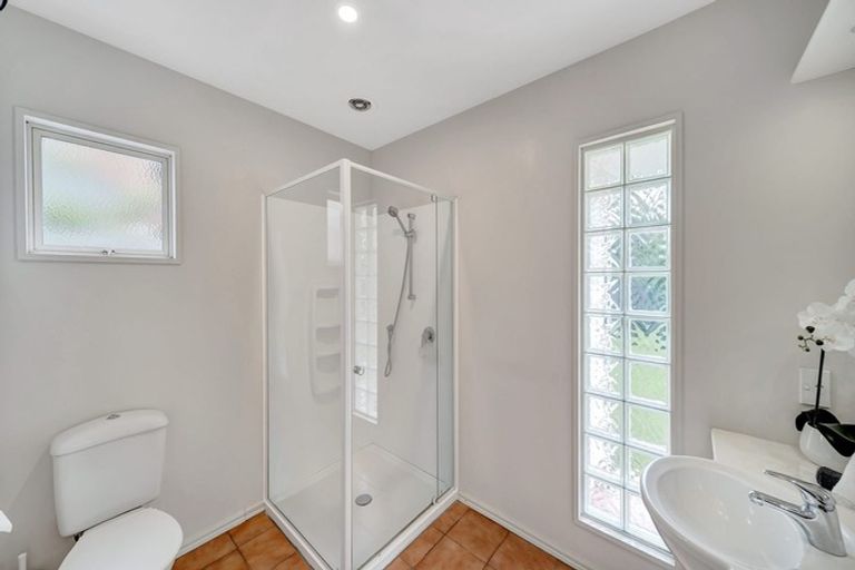 Photo of property in 6 Somerton Rise, Westmorland, Christchurch, 8025