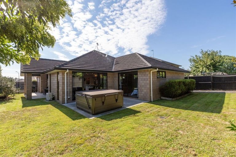 Photo of property in 44 Te Huia Drive, Flagstaff, Hamilton, 3210