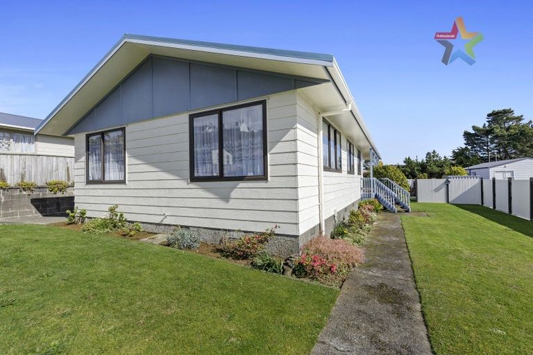 Photo of property in 24 Invercargill Drive, Kelson, Lower Hutt, 5010