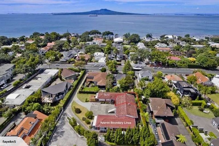 Photo of property in 1/240 Hurstmere Road, Takapuna, Auckland, 0622