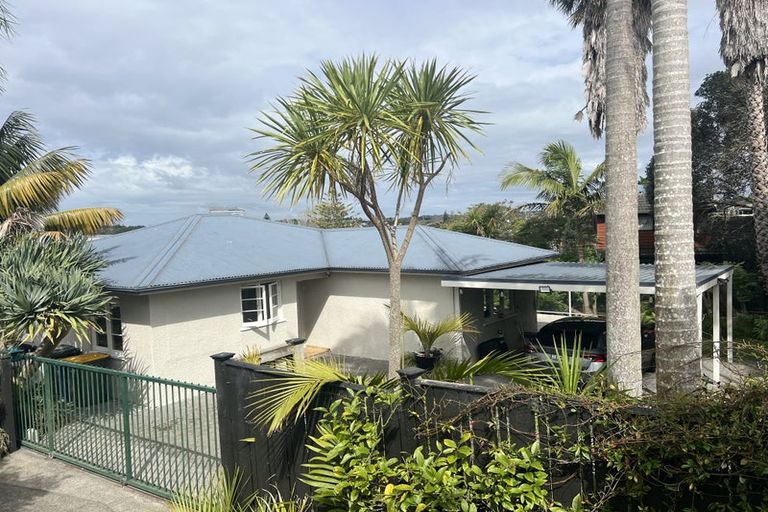 Photo of property in 2/25 Wolsley Avenue, Milford, Auckland, 0620