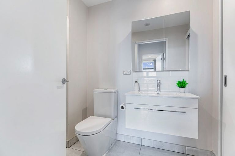 Photo of property in 203/2 Onekiritea Road, Hobsonville, Auckland, 0616