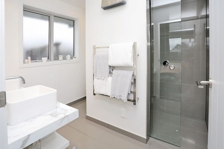 Photo of property in 28 Northside Drive, Waikiwi, Invercargill, 9810