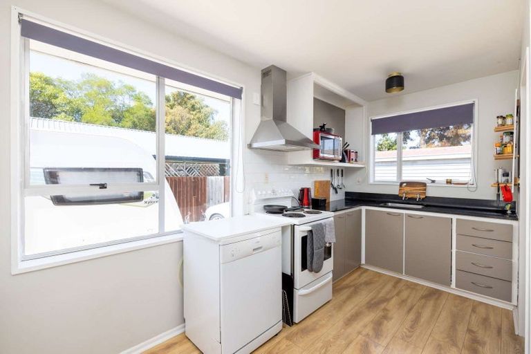 Photo of property in 2/46 Aldwins Road, Phillipstown, Christchurch, 8062