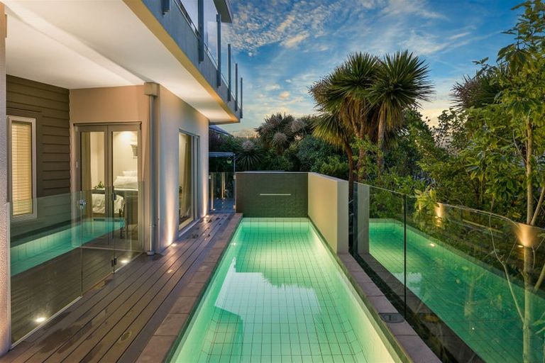 Photo of property in 1 Ti Kouka Eco Lane, Redcliffs, Christchurch, 8081