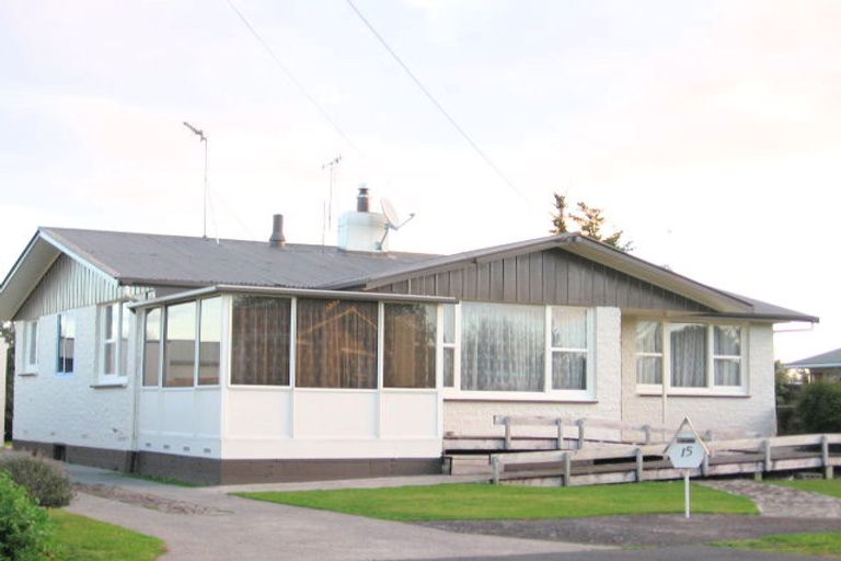 Photo of property in 15 Frederick Drive, Dinsdale, Hamilton, 3204