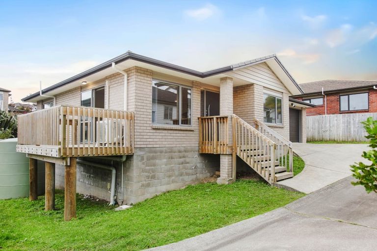 Photo of property in 8 Vino Cina Heights, Ranui, Auckland, 0612
