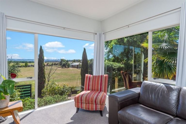 Photo of property in 10 Strata View, Western Heights, Hamilton, 3200