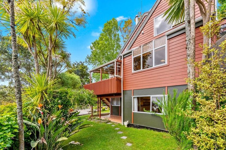 Photo of property in 31 Austin Road, Greenhithe, Auckland, 0632