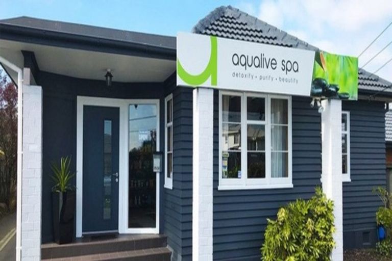 Photo of property in 1/128 Wilsons Road, Saint Martins, Christchurch, 8022