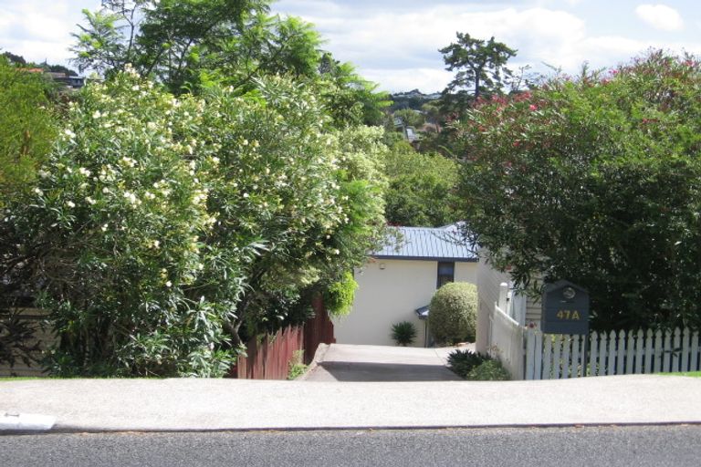 Photo of property in 2/47 Glencoe Road, Browns Bay, Auckland, 0630