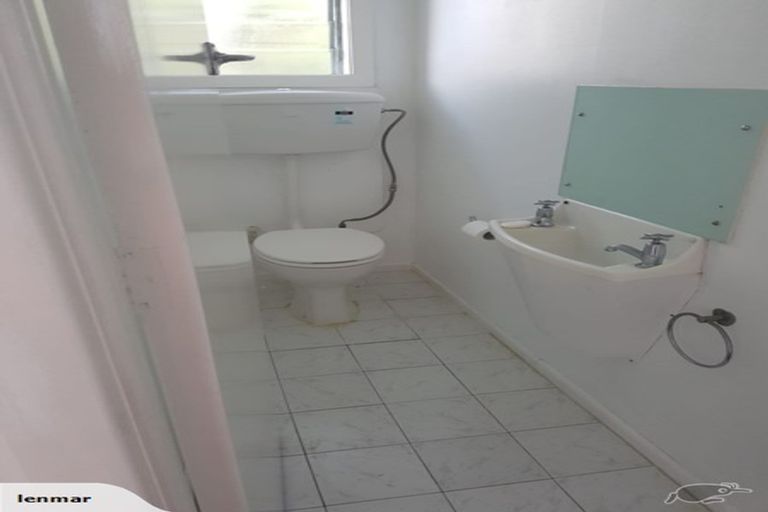 Photo of property in 51 Toroa Street, Torbay, Auckland, 0630