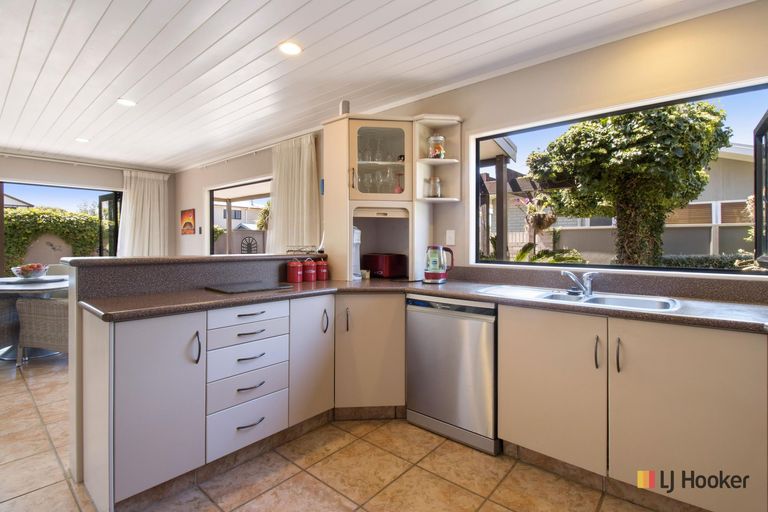 Photo of property in 12b Broadway Road, Waihi Beach, 3611