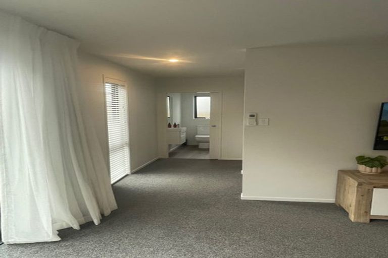 Photo of property in 76 Jacks Landing Drive, Hamilton Lake, Hamilton, 3204