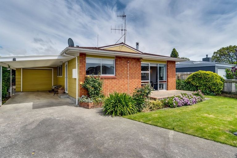 Photo of property in 1 Ward Crescent, Marewa, Napier, 4110