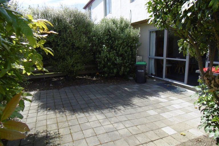Photo of property in 2/72 Wainui Street, Riccarton, Christchurch, 8041