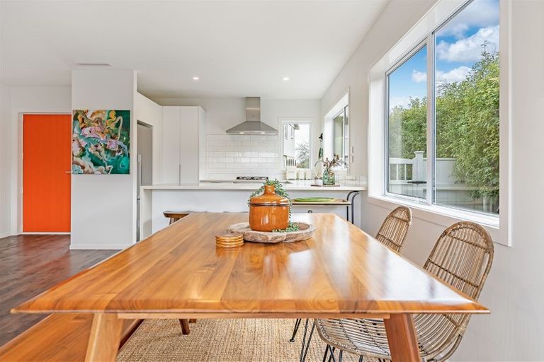 Photo of property in 10 Fire Station Lane, Trentham, Upper Hutt, 5018