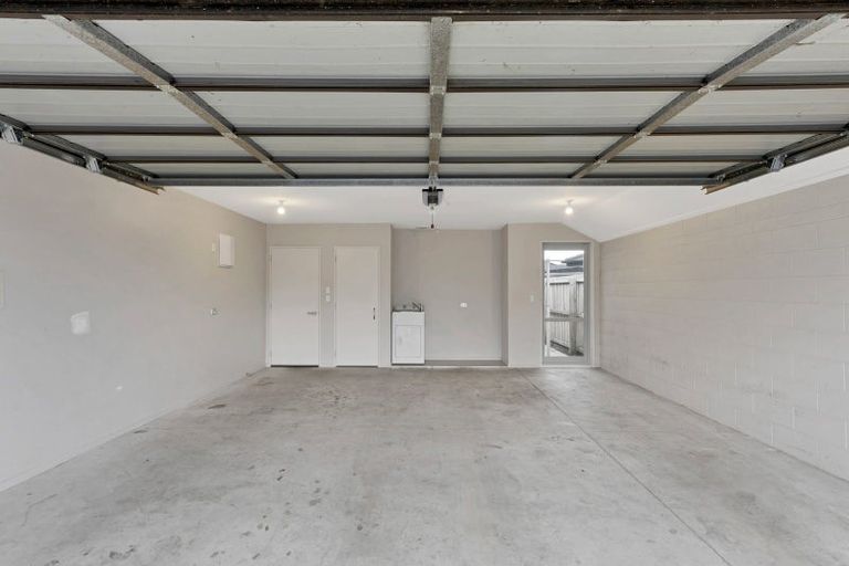 Photo of property in 9 Ronaldson Lane, Wigram, Christchurch, 8042