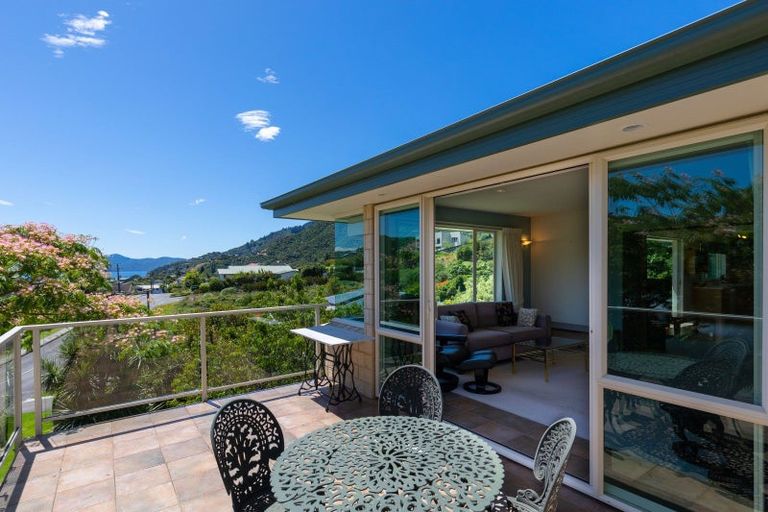 Photo of property in 34 Moana View Road, Waikawa, Picton, 7220