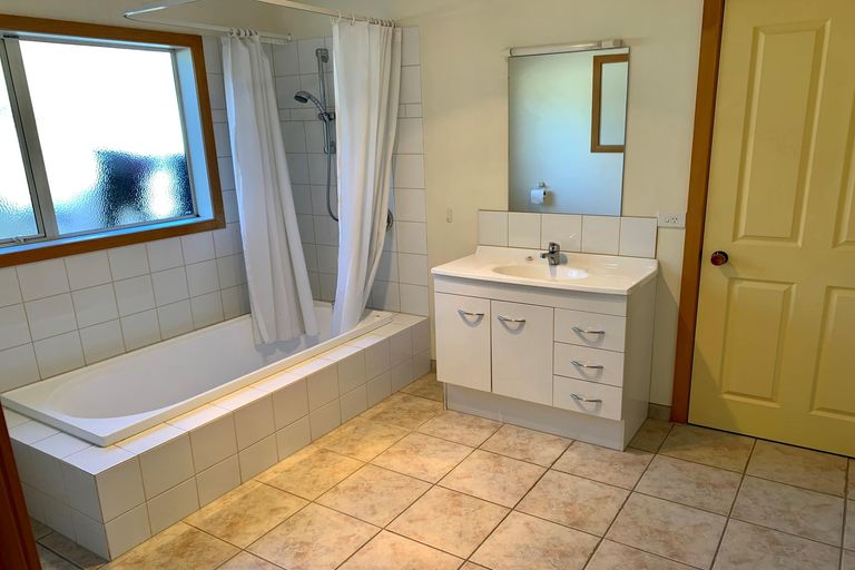 Photo of property in 19a Oakridge Drive, Kerikeri, 0230