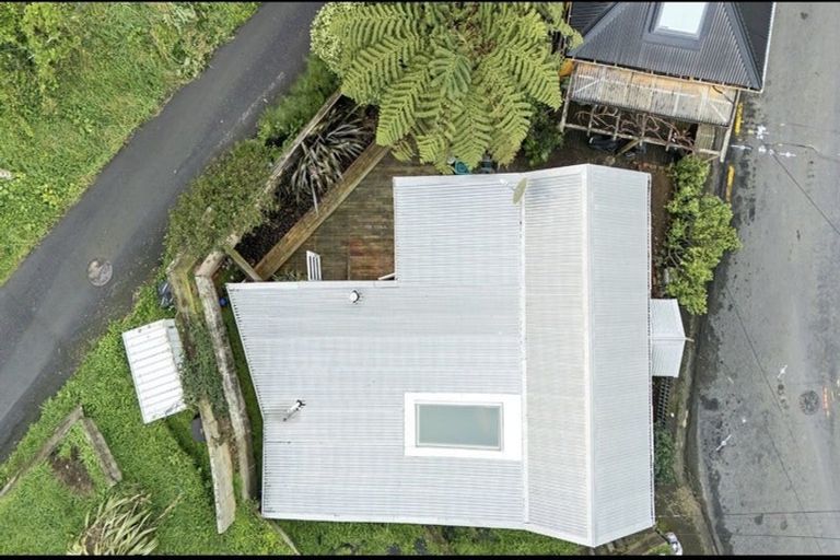 Photo of property in 32 Holloway Road, Aro Valley, Wellington, 6021