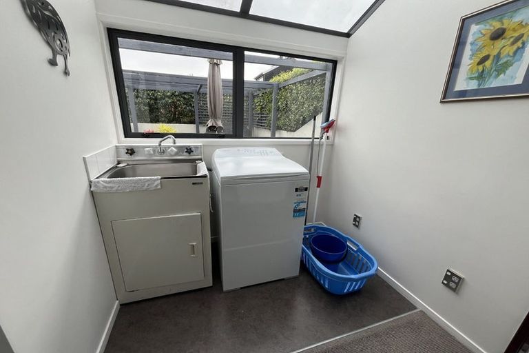 Photo of property in 2/57 Arrowsmith Avenue, Waipahihi, Taupo, 3330