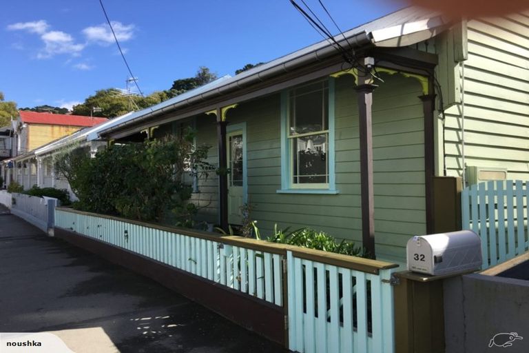 Photo of property in 32 Aro Street, Aro Valley, Wellington, 6021