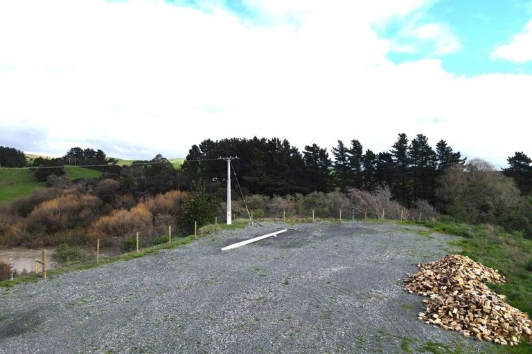 Photo of property in 351 Weber Road, Dannevirke, 4971