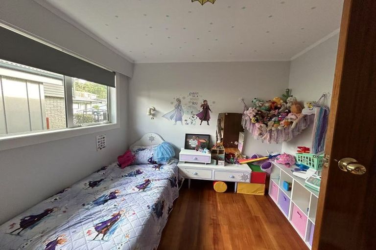 Photo of property in 26 Cranwell Street, Churton Park, Wellington, 6037