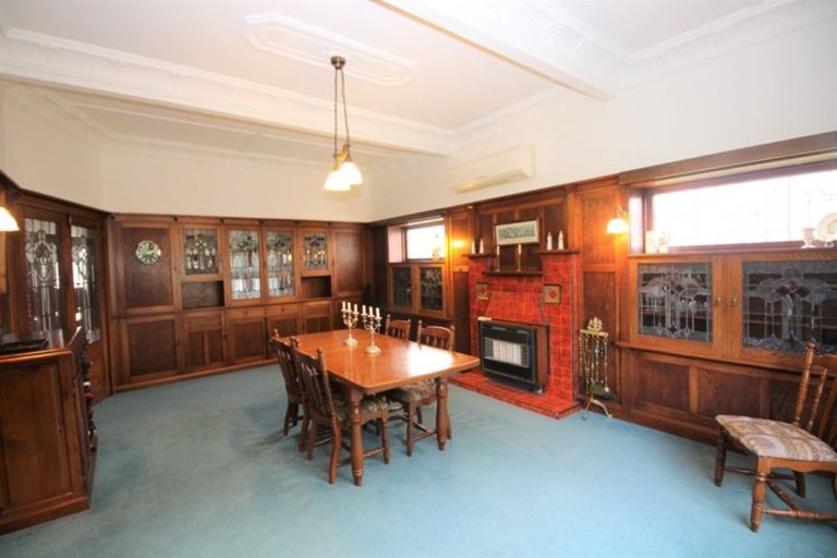 Photo of property in 2 Edward Street, Dannevirke, 4930