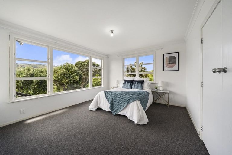 Photo of property in 4 Donlin Road, Pukerua Bay, 5026