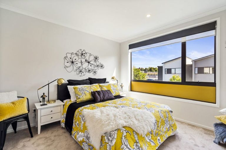 Photo of property in 15 Piko Lane, Hobsonville, Auckland, 0616