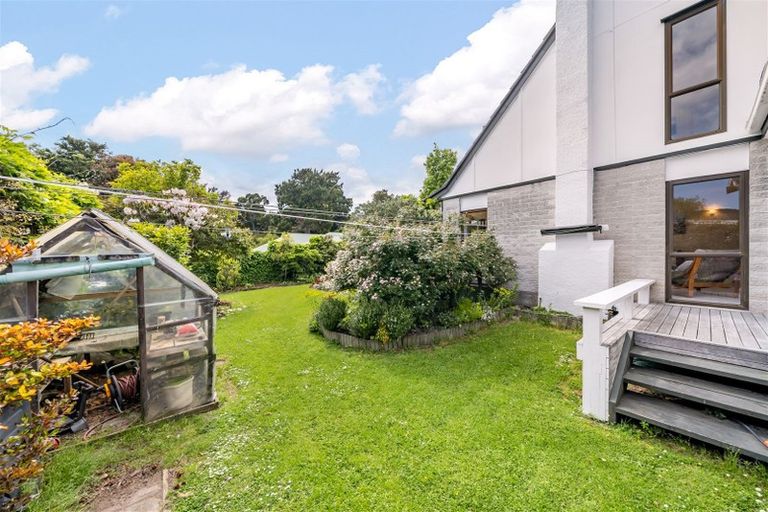 Photo of property in 31b Chatsworth Road, Silverstream, Upper Hutt, 5019