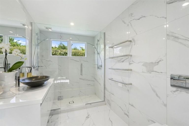 Photo of property in 34 Glandovey Road, Fendalton, Christchurch, 8052