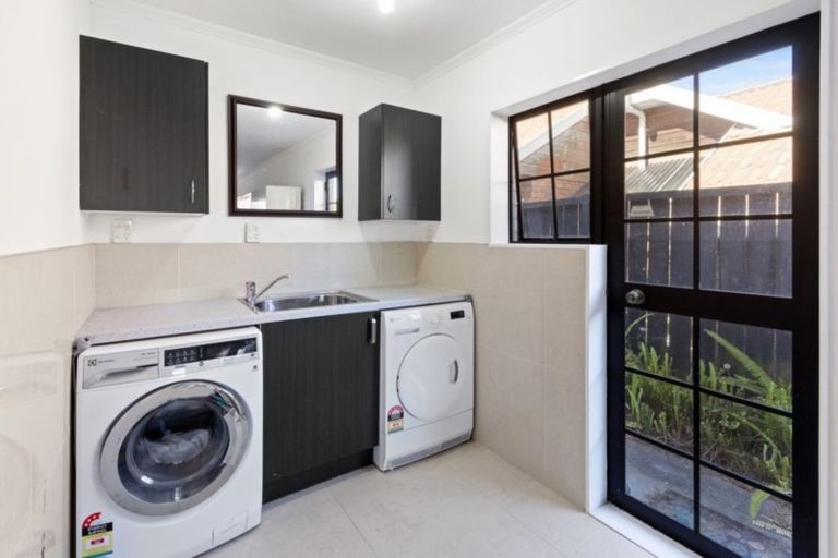 Photo of property in 29 Keywella Drive, Conifer Grove, Takanini, 2112