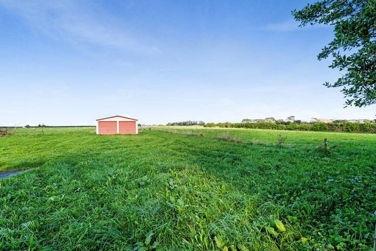 Photo of property in 1277 South Road, Manaia, Hawera, 4678
