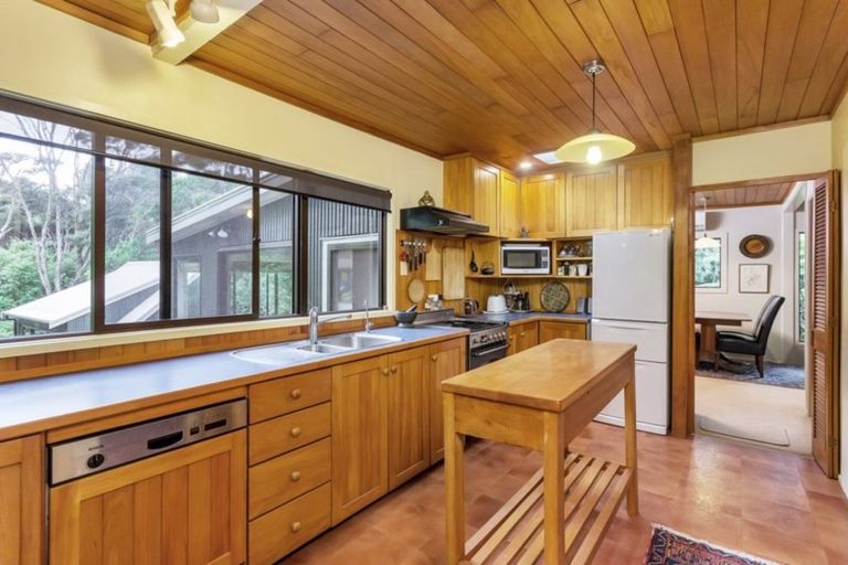 Photo of property in 37 Rewa Road, Maraetai, Auckland, 2018