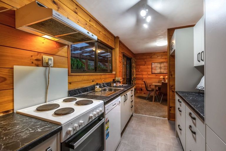 Photo of property in 8 Shackle Lane, Whitby, Porirua, 5024