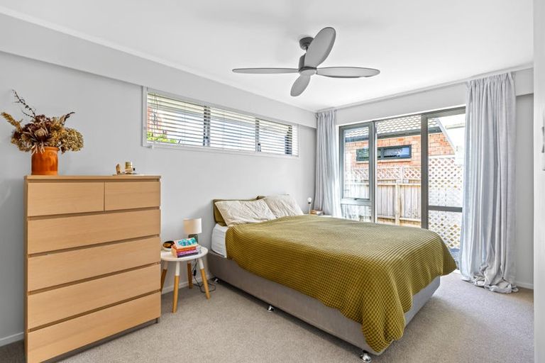 Photo of property in 26 Doment Crescent, Orewa, 0931