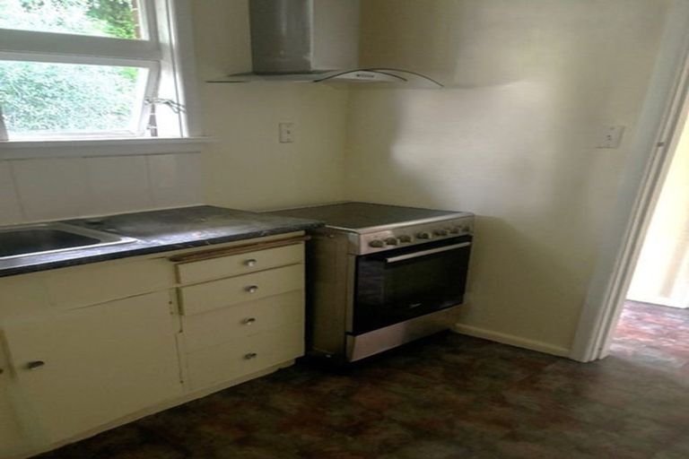 Photo of property in 8 Lochee Road, Upper Riccarton, Christchurch, 8041