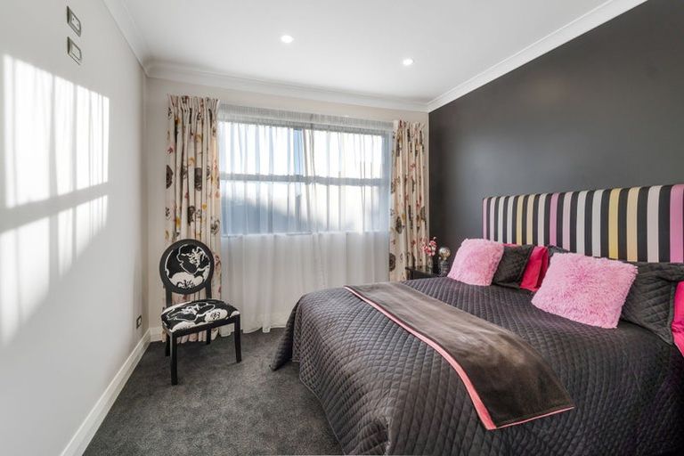 Photo of property in 11 Frisby Drive, West Melton, 7618