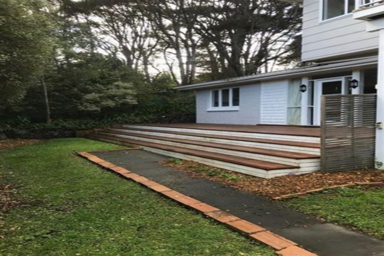 Photo of property in 514 West Coast Road, Oratia, Auckland, 0604