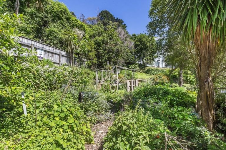Photo of property in 201 Aro Street, Aro Valley, Wellington, 6021