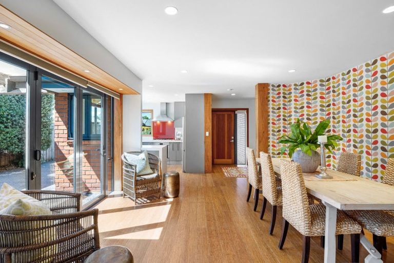 Photo of property in 12 John Morel Place, Parklands, Christchurch, 8083