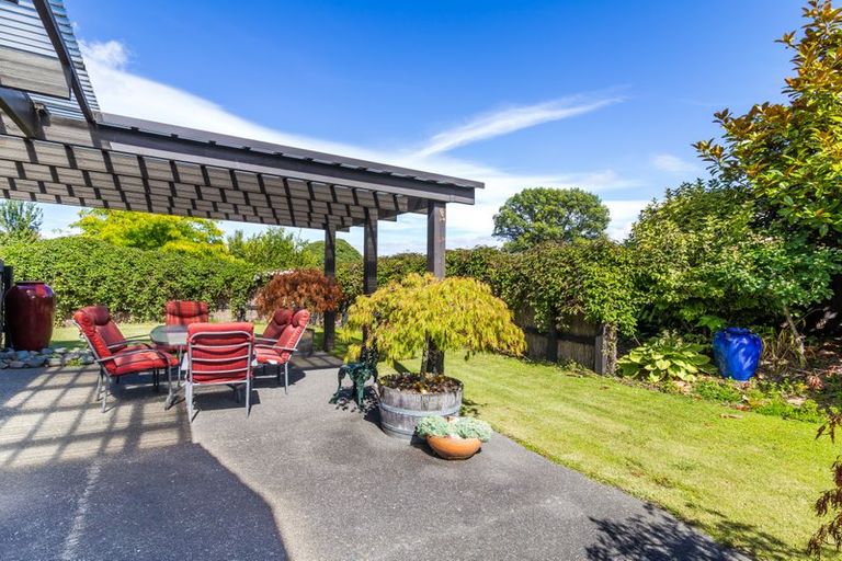 Photo of property in 2 Flaxen Way, Kinloch, Taupo, 3377