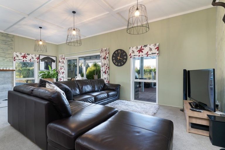 Photo of property in 43 Andersons Line, Clareville, Carterton, 5713