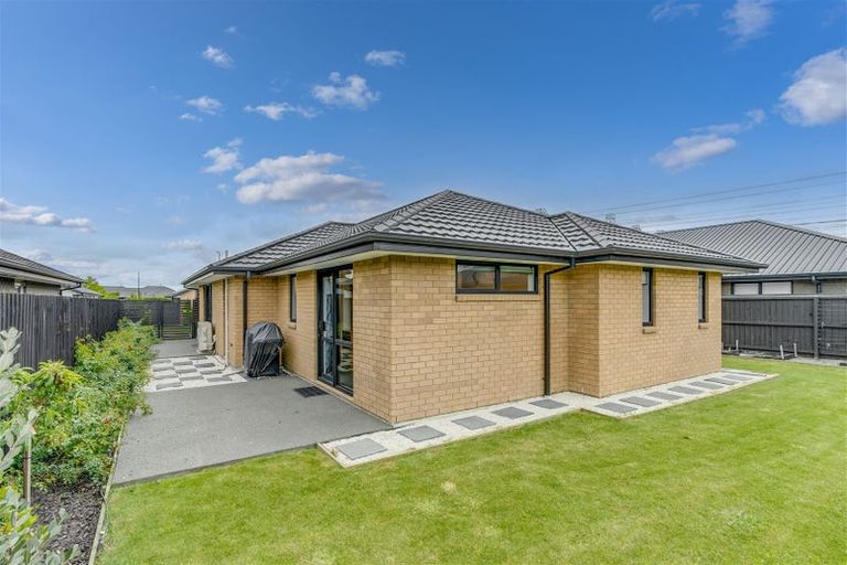 Photo of property in 4 Arabella Crescent, Yaldhurst, Christchurch, 8042