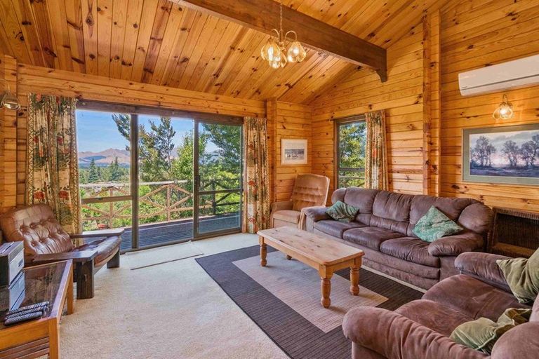 Photo of property in 16 Chalet Crescent, Hanmer Springs, 7334