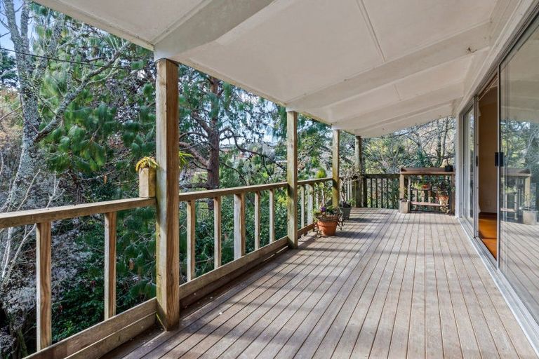 Photo of property in 29 Kayeleen Place, Cockle Bay, Auckland, 2014