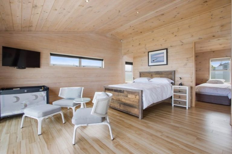 Photo of property in 28 Sandleigh Drive, Athenree, Katikati, 3177